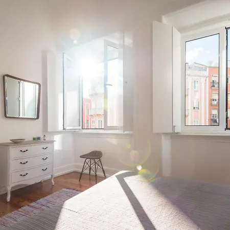 Feel@home Apartment