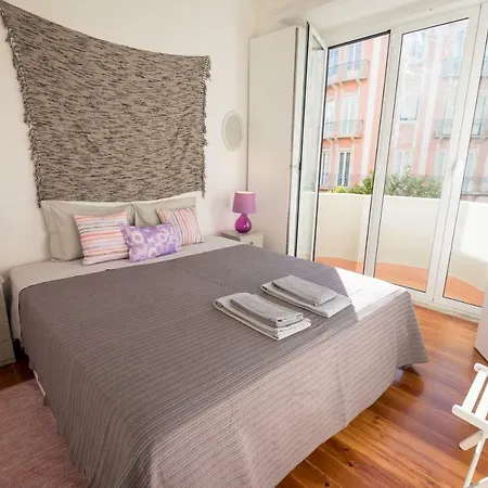 Feel@home Apartamento *